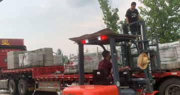 益阳 黄金麻冰裂纹，地铺石装车