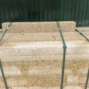 益阳 黄金麻花岗岩石材机切面栏杆料半成品