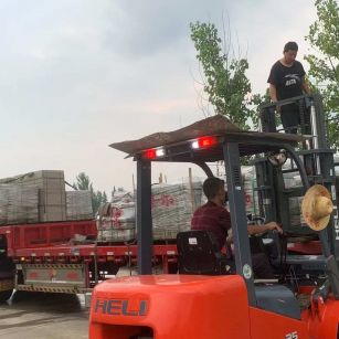 益阳 黄金麻冰裂纹，地铺石装车