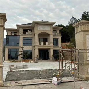 益阳 黄金麻花岗岩别墅雕花外墙干挂配上门口雕花罗马柱