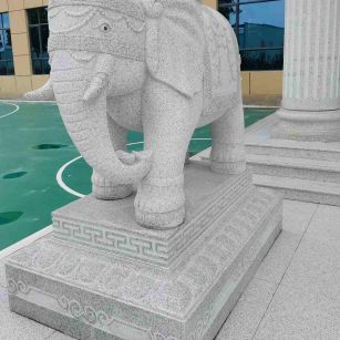 益阳 白麻花岗岩动物异形石雕-大象