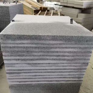 益阳 芝麻白5公分火烧地铺成品，900*400，规格可定制