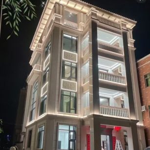 益阳 芝麻白花岗岩别墅外墙夜间效果