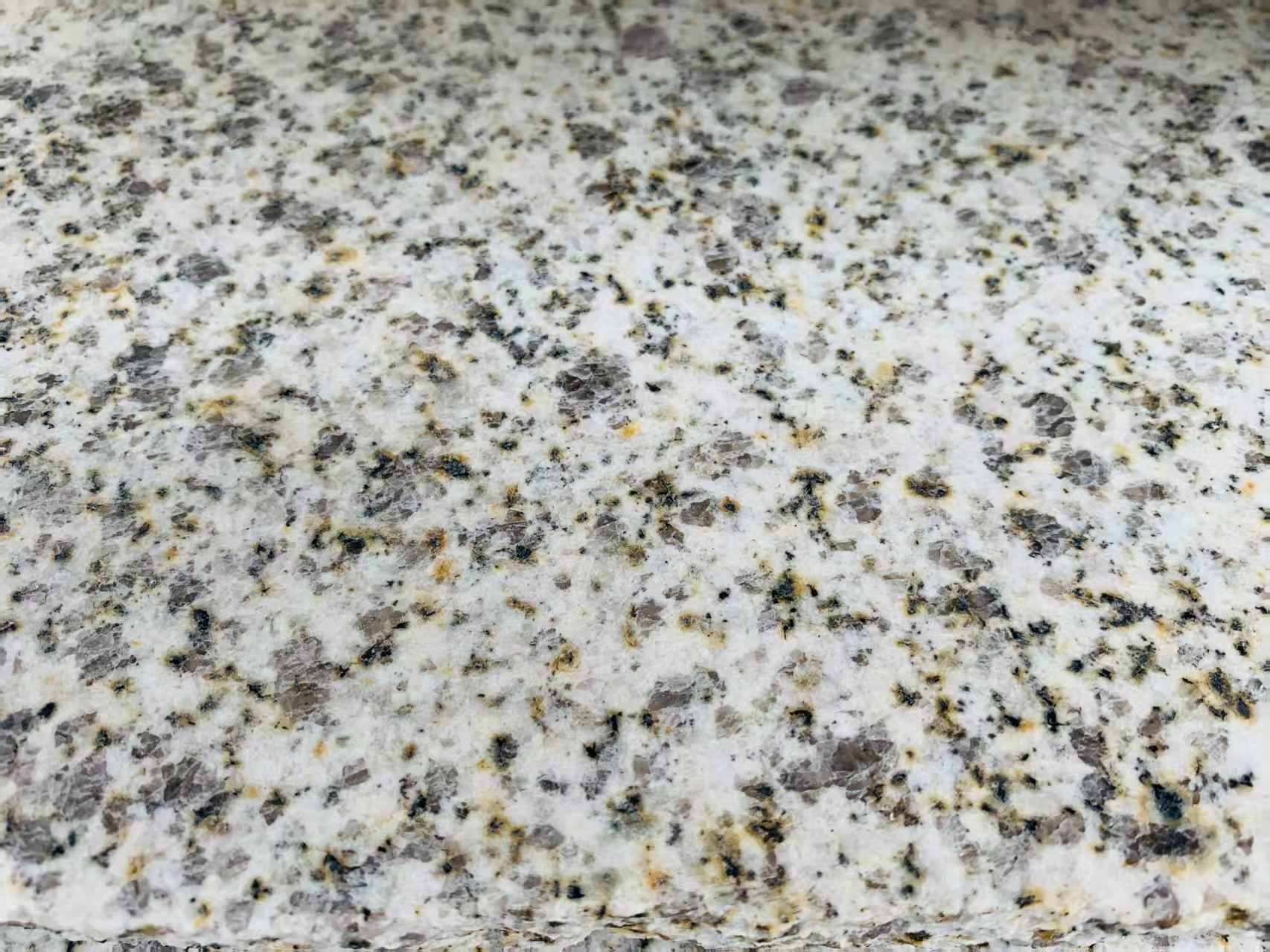 益阳 黄金麻花岗岩石材浅黄光面