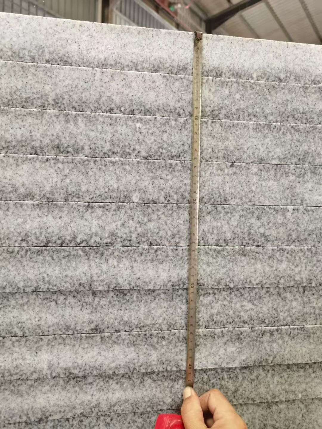 益阳 芝麻白火烧成品厚薄均匀，B料价格接近A料质量