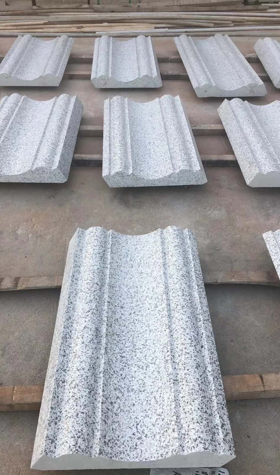 益阳 白麻花岗岩光面别墅线条