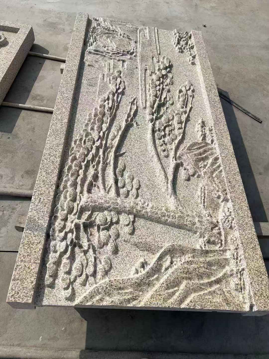 益阳 黄金麻雕刻板浮雕迎客松