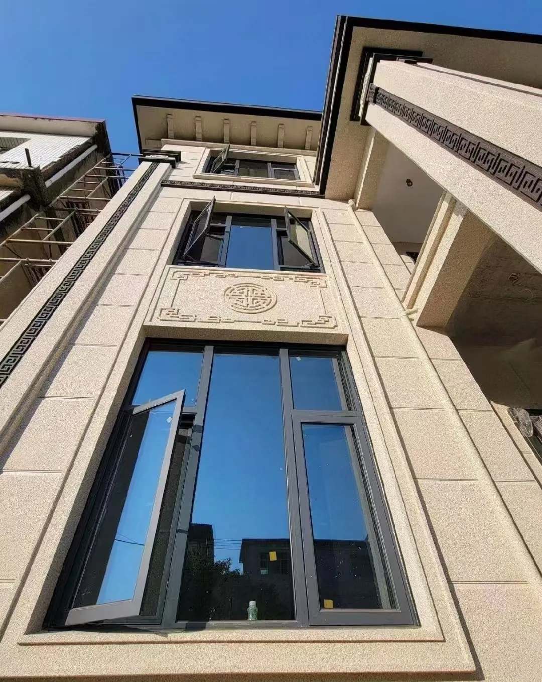 益阳 黄金麻荔枝面别墅外墙干挂效果展示