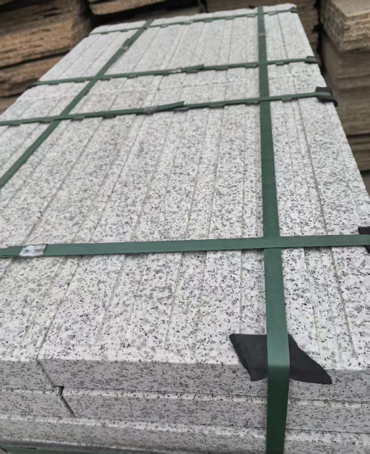 益阳 白麻花岗岩直行盲道石，盲条，地铺石