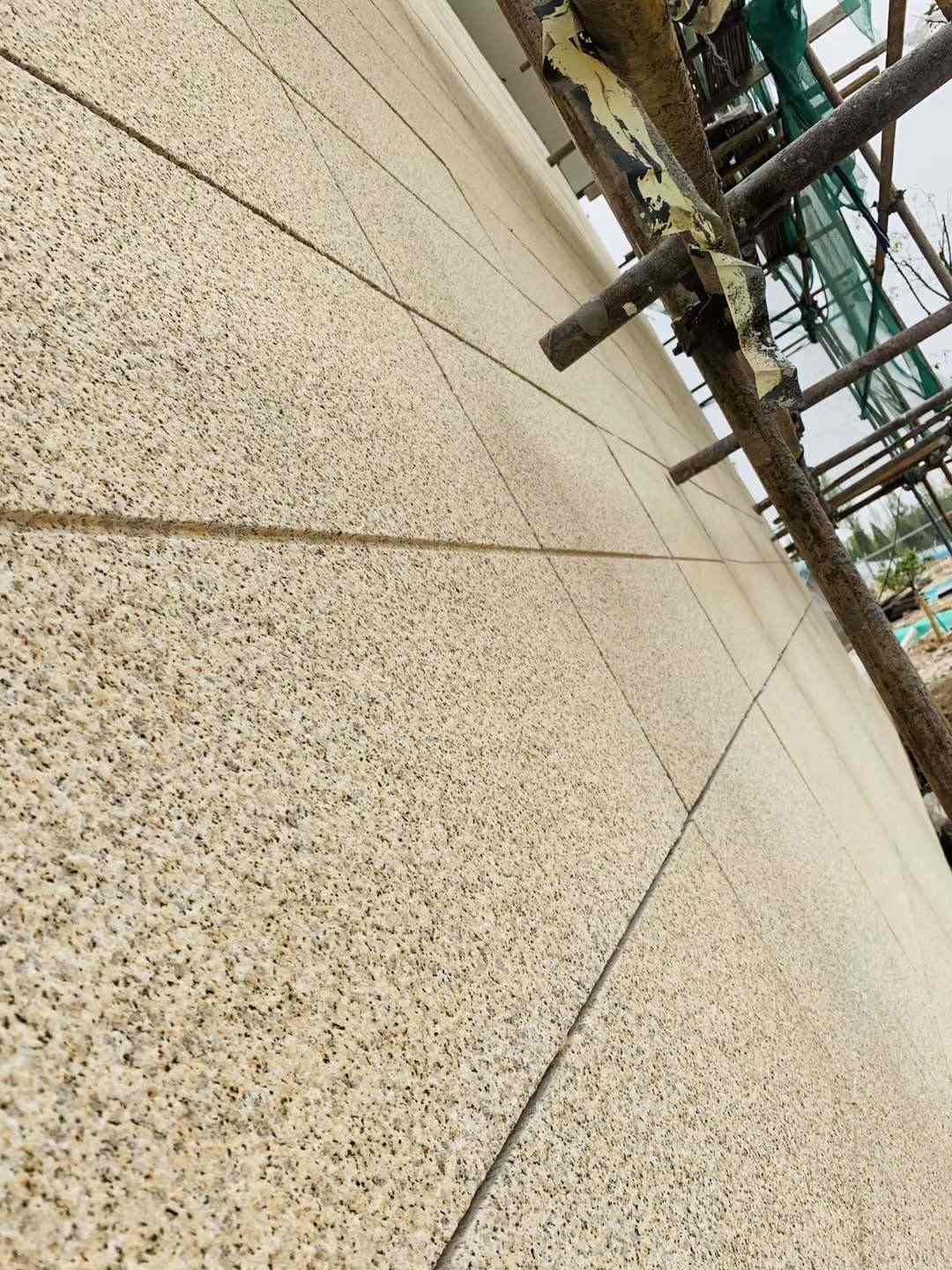 益阳 黄金麻花岗岩荔枝面外墙干挂石材效果示例