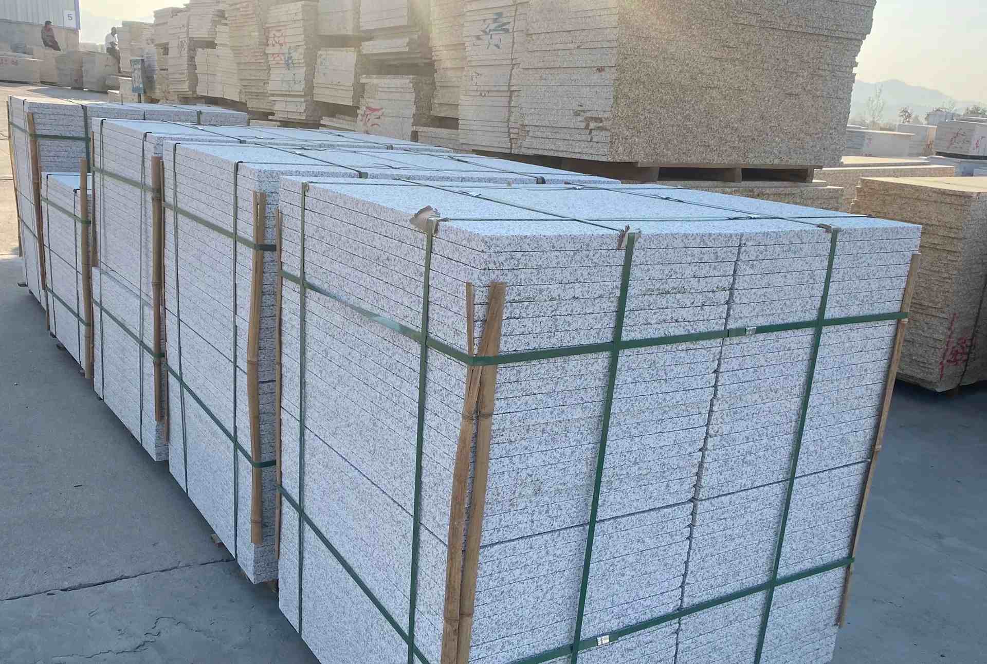 益阳 白麻花岗岩荔枝面地铺石