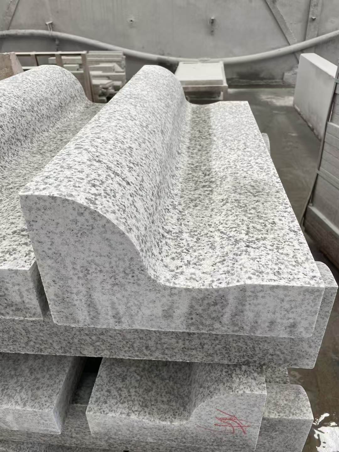 益阳 白麻花岗岩S型路沿石，路侧石，马路牙子等